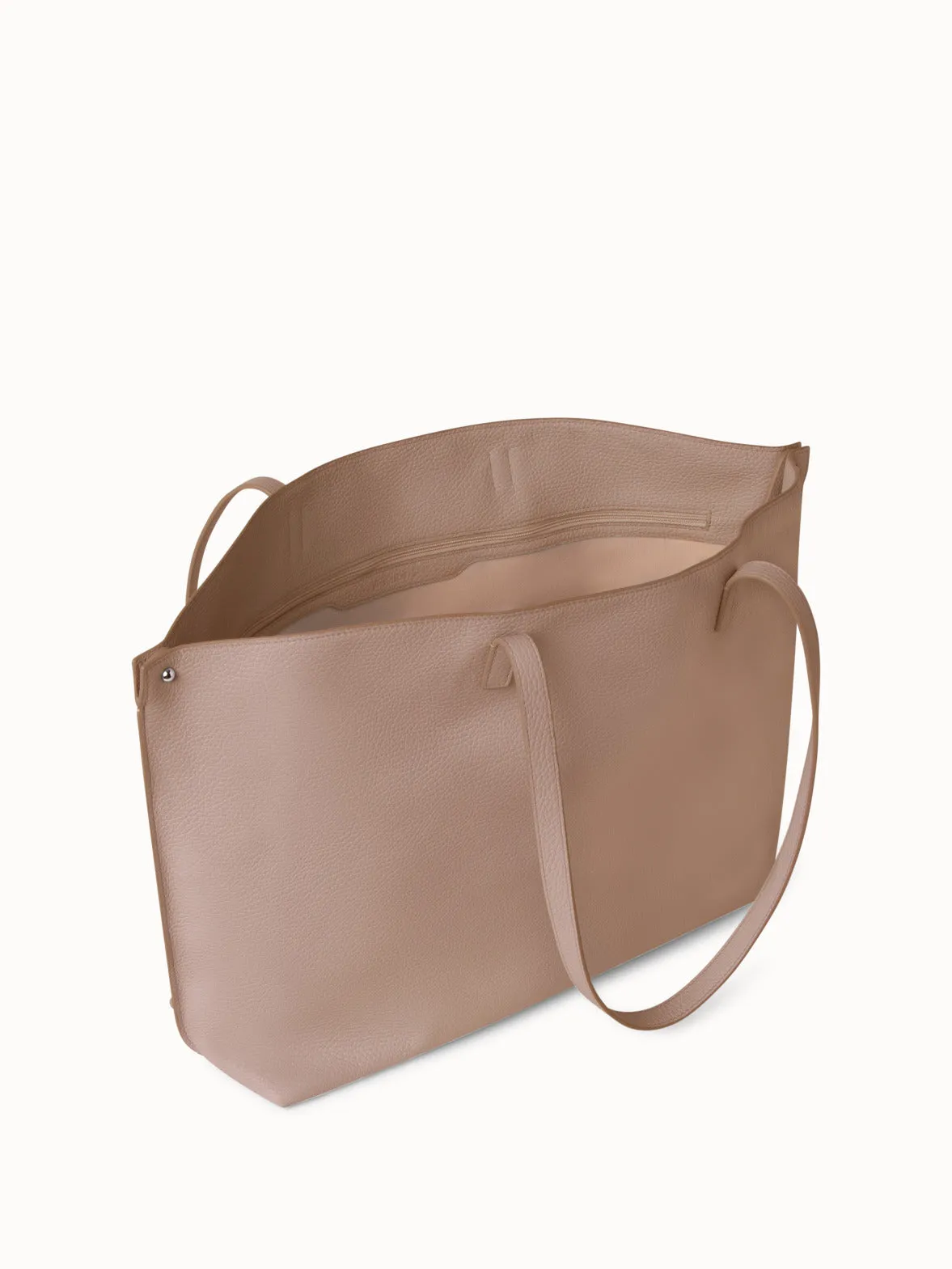 Ai Medium Shoulder Tote