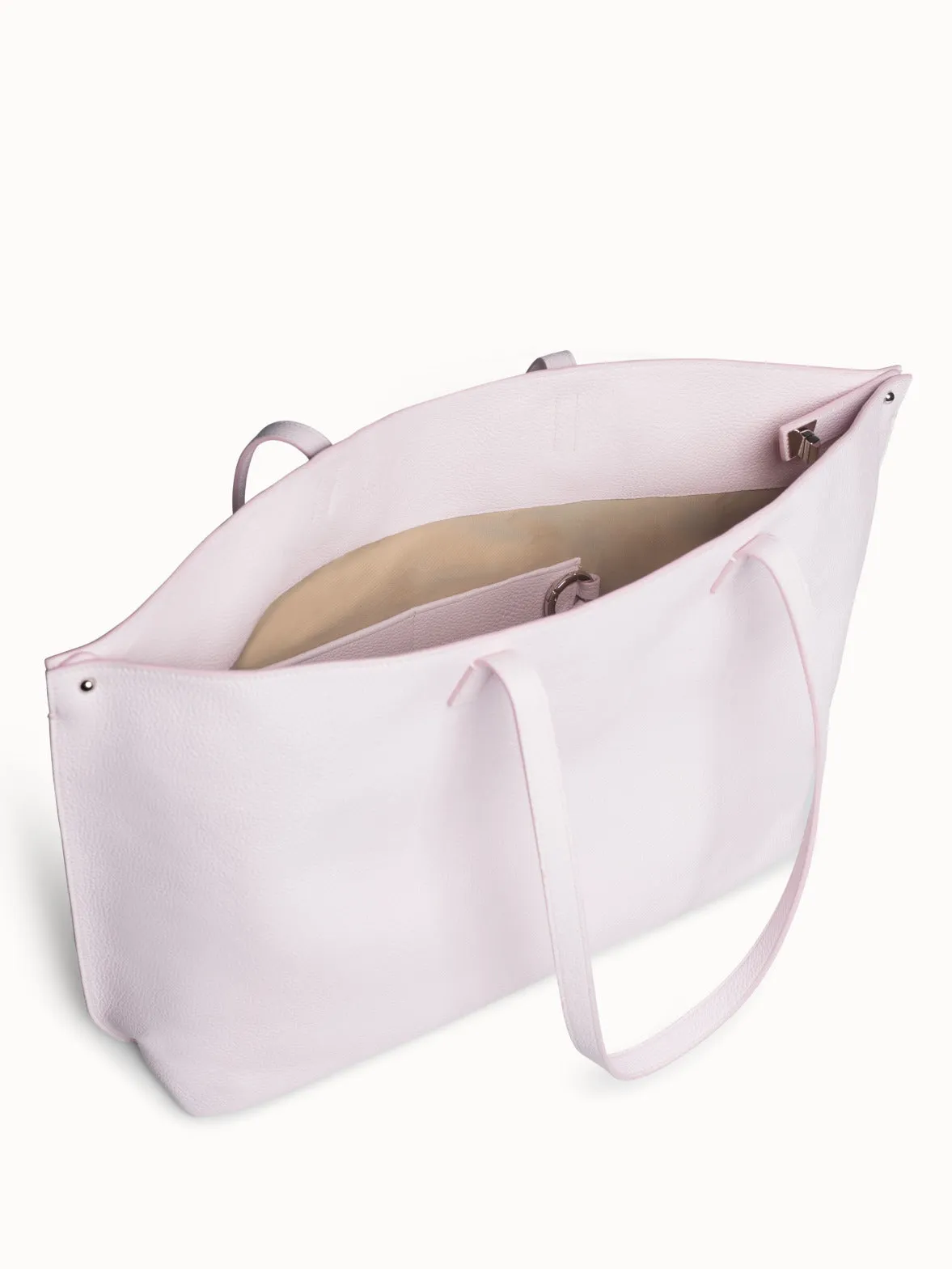 Ai Medium Shoulder Tote