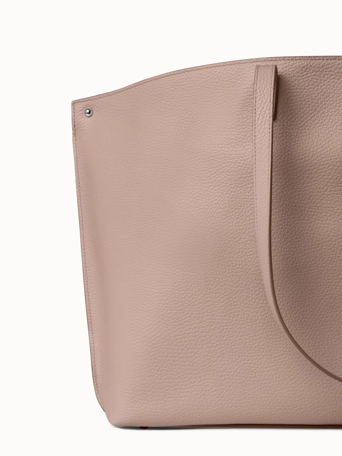 Ai Medium Shoulder Tote