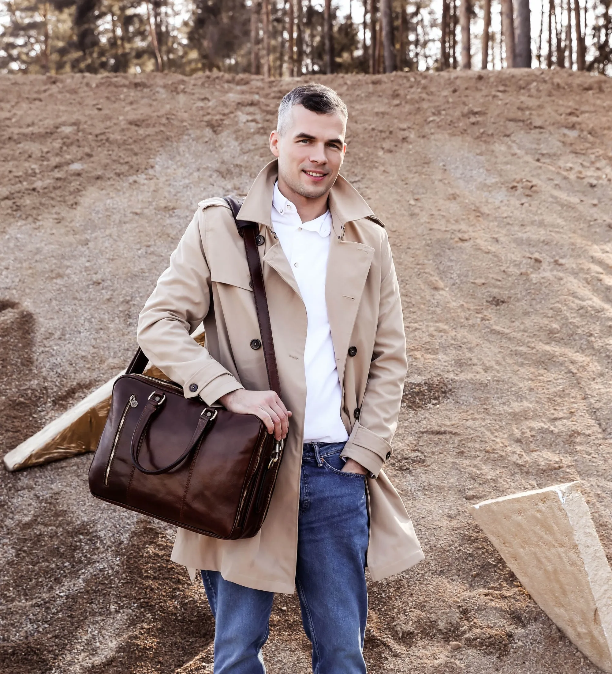 Brown Full-Grain Italian Leather Convertible Briefcase Backpack - A Farewell to Arms