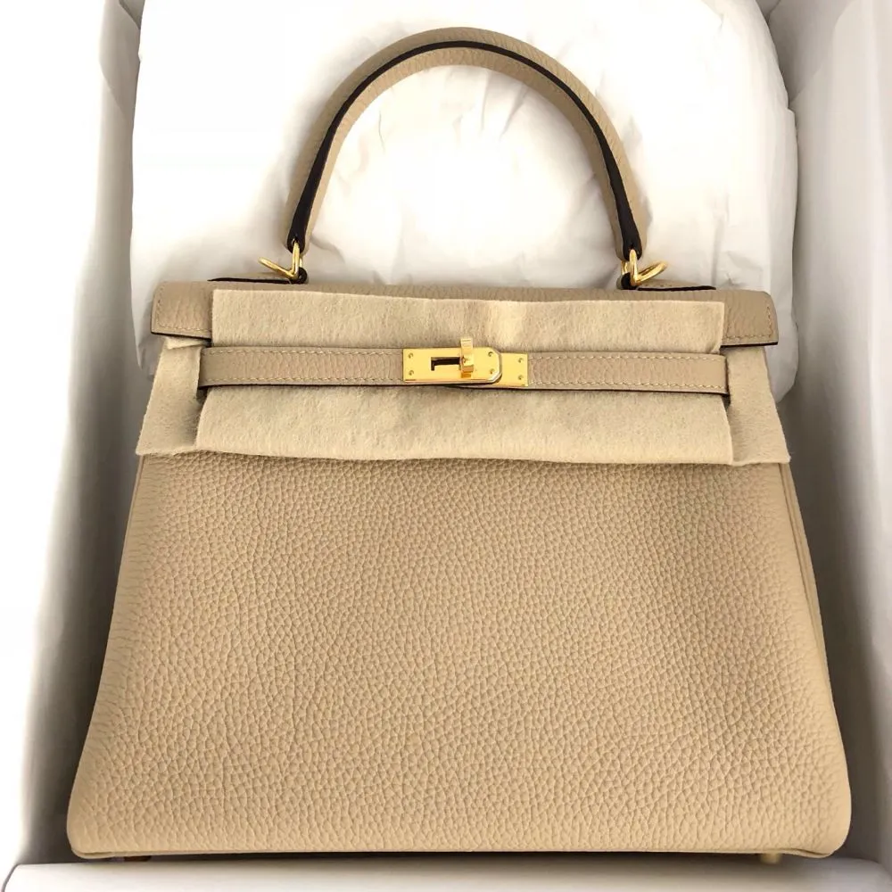 Hermès Kelly 25 Trench Togo Gold Hardware GHW