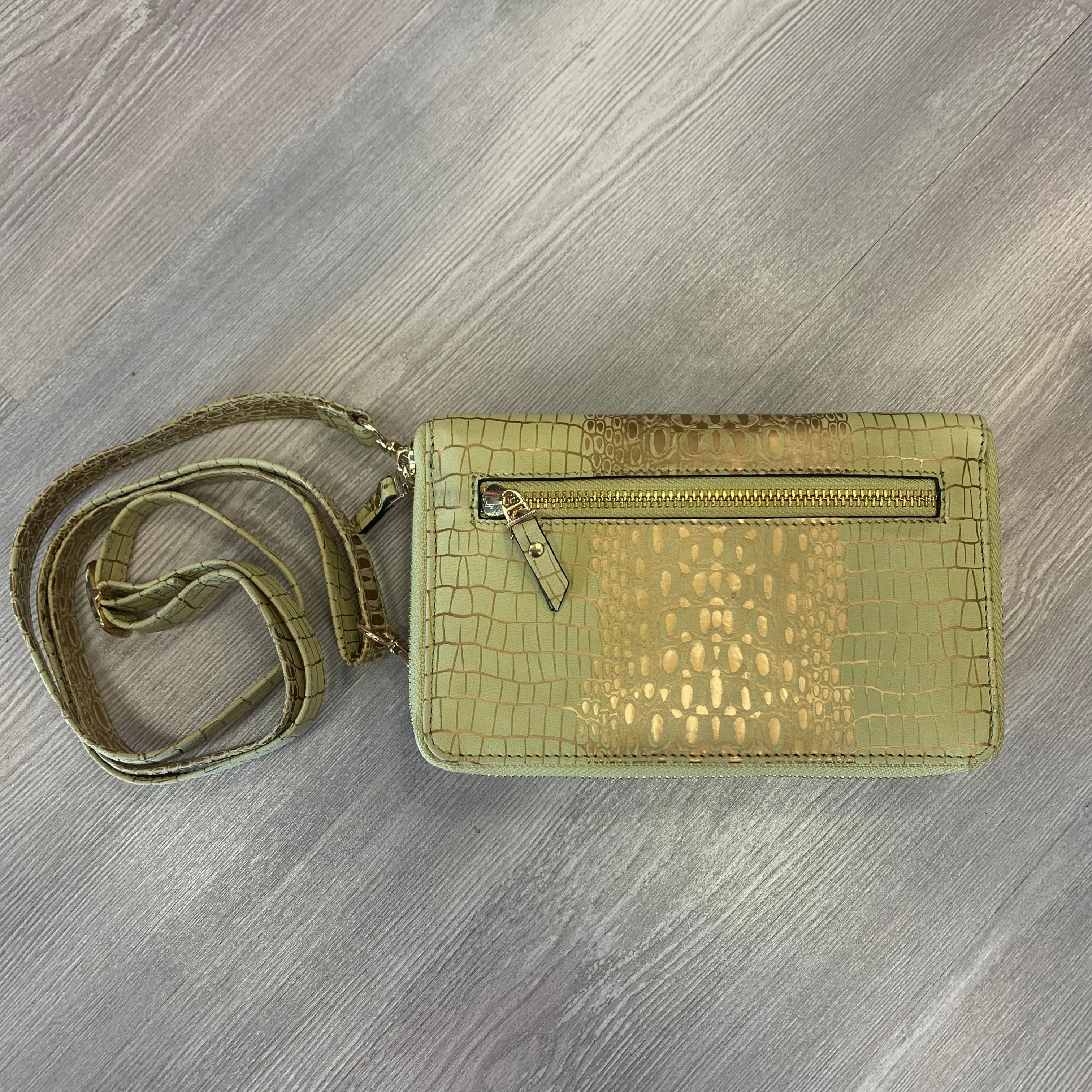 METALLIC YELLOW LEATHER WALLET CROSSBODY BAG