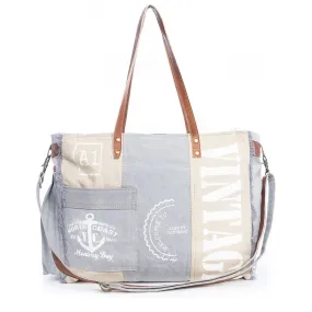 Queen Creek Weekender Bag in Sky Blue